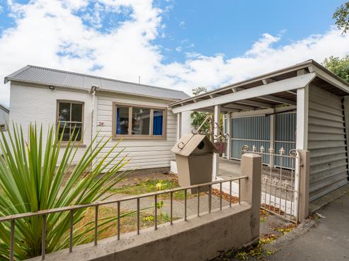 24 Memorial Avenue, Parkside