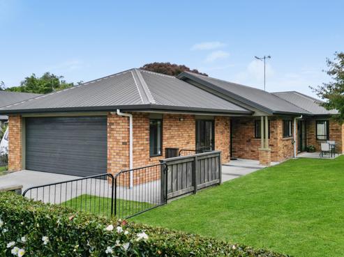 15 Aldona Place, Fairview Downs