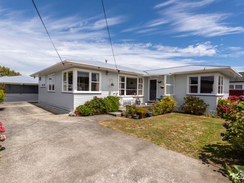 33 Garden Road, Avalon