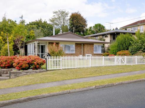 30 Chaucer Street, Leamington