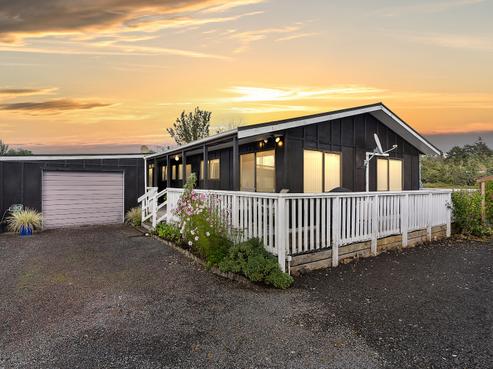 140B Sharyn Place, Whangamata