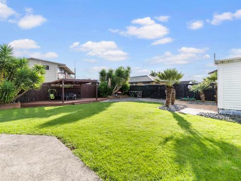 1/27 Kelvin Road, Papakura