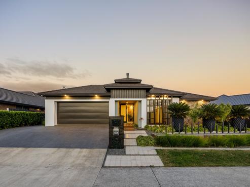 16 The Meadows Drive, Flagstaff