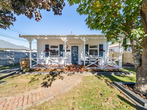 31 Merton Street, Trentham