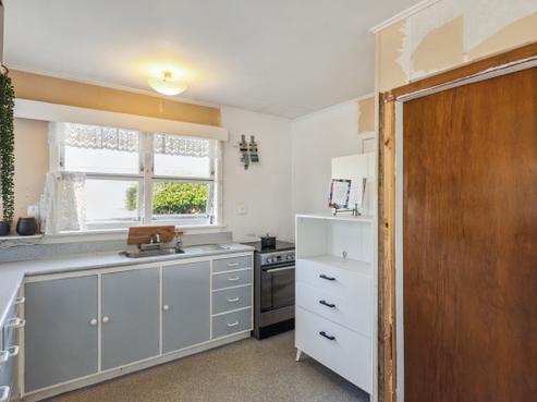 30 Ngaio Road, Waikanae