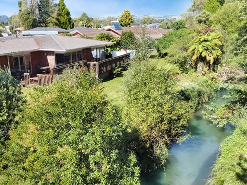 11A La Trobe Place, Utuhina