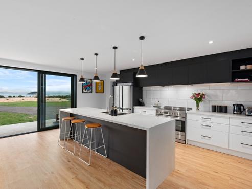10 Otuarae Drive, Taieri Mouth