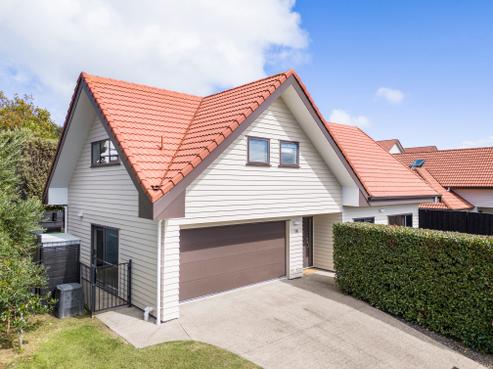 1A Parkwood Crescent, Gulf Harbour