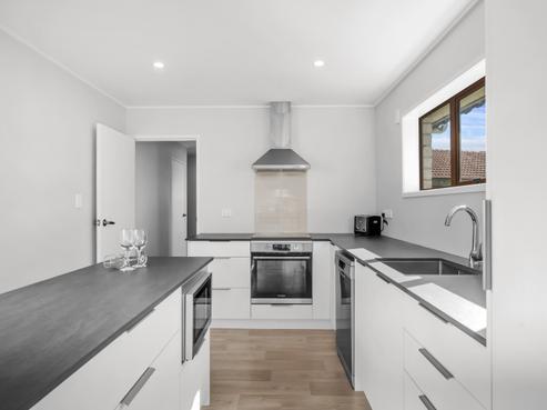 36B Grand Vue Road, Kawaha Point