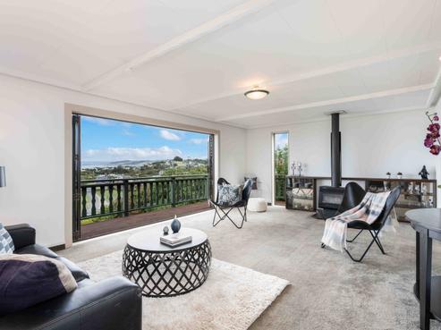 966 Brighton Road, Brighton