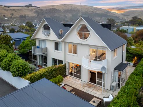 78B Esplanade, Sumner