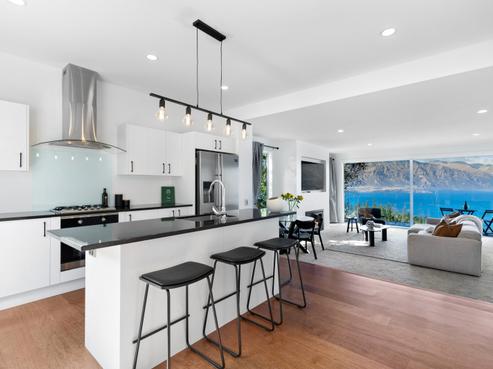 115 Wynyard Crescent, Fernhill/Sunshine Bay