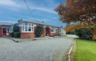 27,29 Half Mile Road, Tuatapere