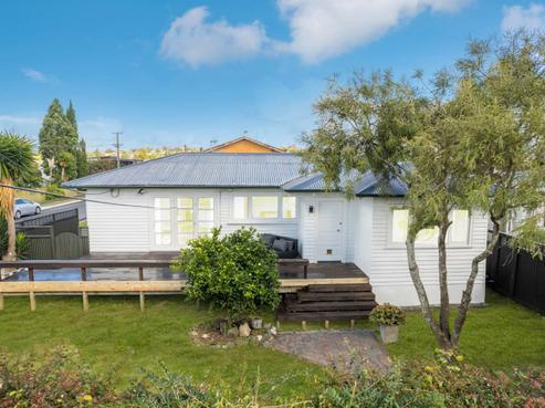 7 Beaubank Road, Kelston