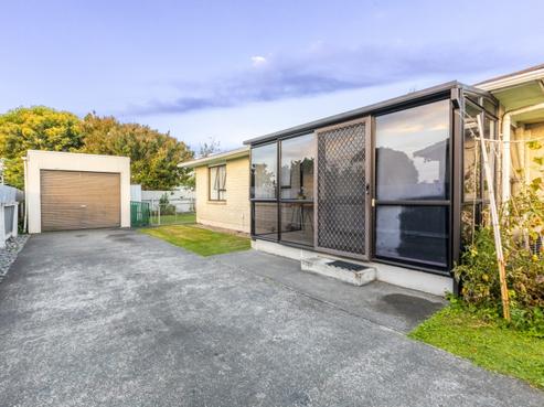 3/415 Avenue Road West, Hastings
