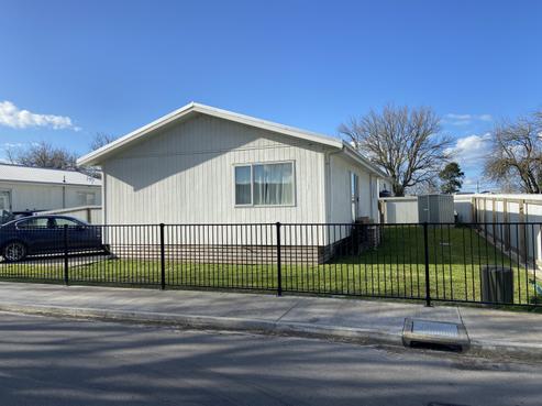 18 Kiwi Lane, Camberley