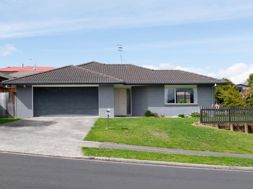 30 Heathfield Avenue, Huntington