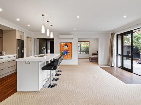 2 Albert Sheppard Close, Yaldhurst