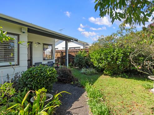3/121 Bruce Mclaren Road, Henderson