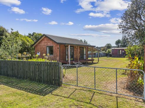 29 Tuiti Street, Hokio Beach