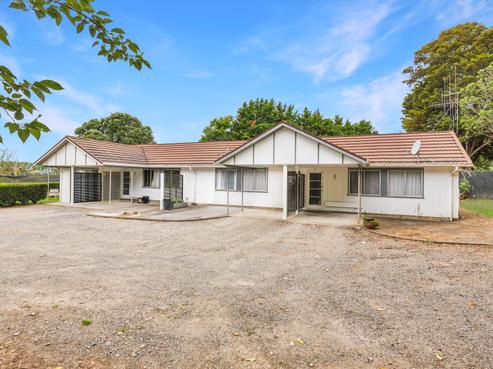 114 Arapaepae Road, Levin