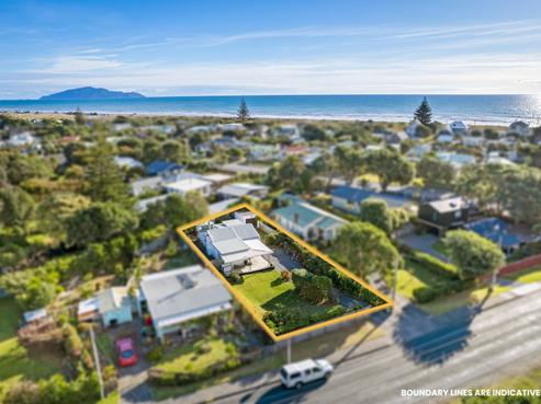29 Rangiuru Road, Otaki Beach