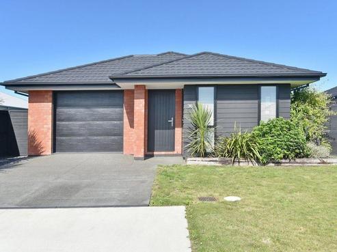36 Minerva Crescent, Woodend
