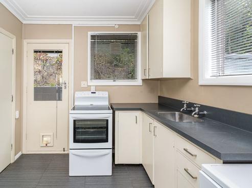 186 Kaikorai Valley Road, Bradford