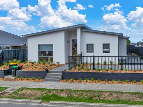 10 Aroha Street, Pegasus