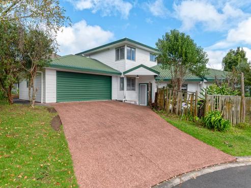 73 Pemberton Avenue, Bayview