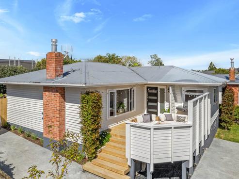 33A Renata Crescent, Te Atatu Peninsula