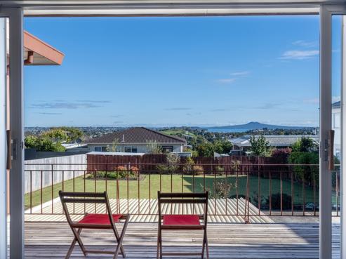 41 Bradbury Road, Botany Downs