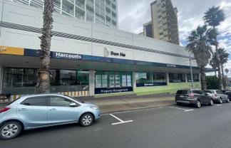 CBRE - Unique Manukau Opportunity