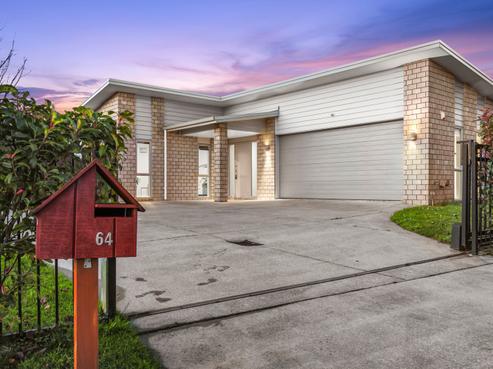 64 Magellan Rise, Flagstaff
