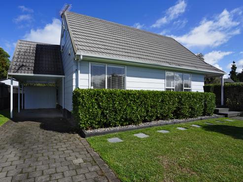 27B Halyard Close, Flagstaff