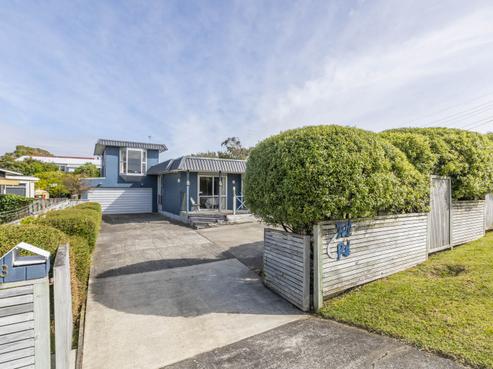 3 Tui Road, Raumati Beach
