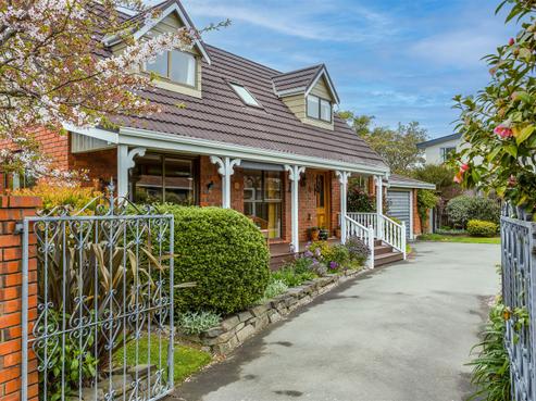 9 Sawtell Place, Northcote