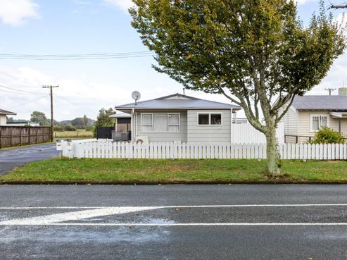 49C Saxbys Road, Deanwell