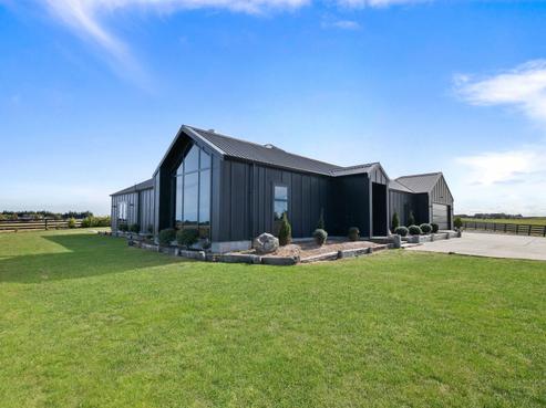137 McHardie Road, Bulls