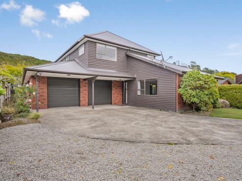 52 Mcenroe Grove, Naenae