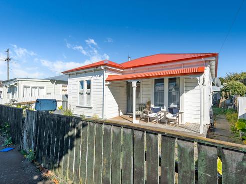 121 Perry Street, Masterton