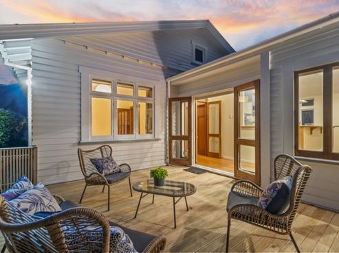 22 Homewood Crescent, Karori