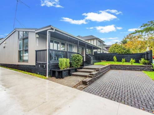 23A La Perouse Street, Botany Downs