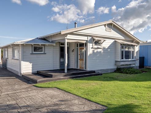 21 Landing Road, Whakatane