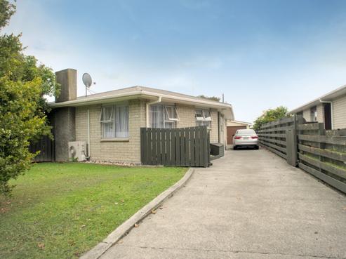 27 Meadowbrook Drive, Cloverlea