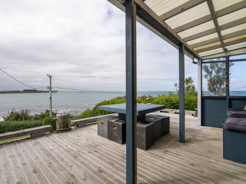 90 Marine Parade, Bluff