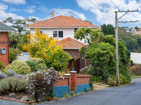 2 Springhill Road, Mornington