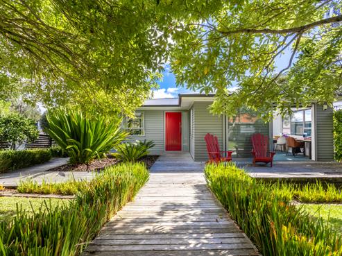 32 Queen Mary Avenue, New Lynn