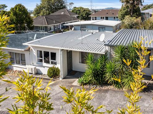2/86 Divich Avenue, Te Atatu South