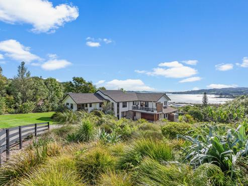 64 Kiteone Road, Parua Bay